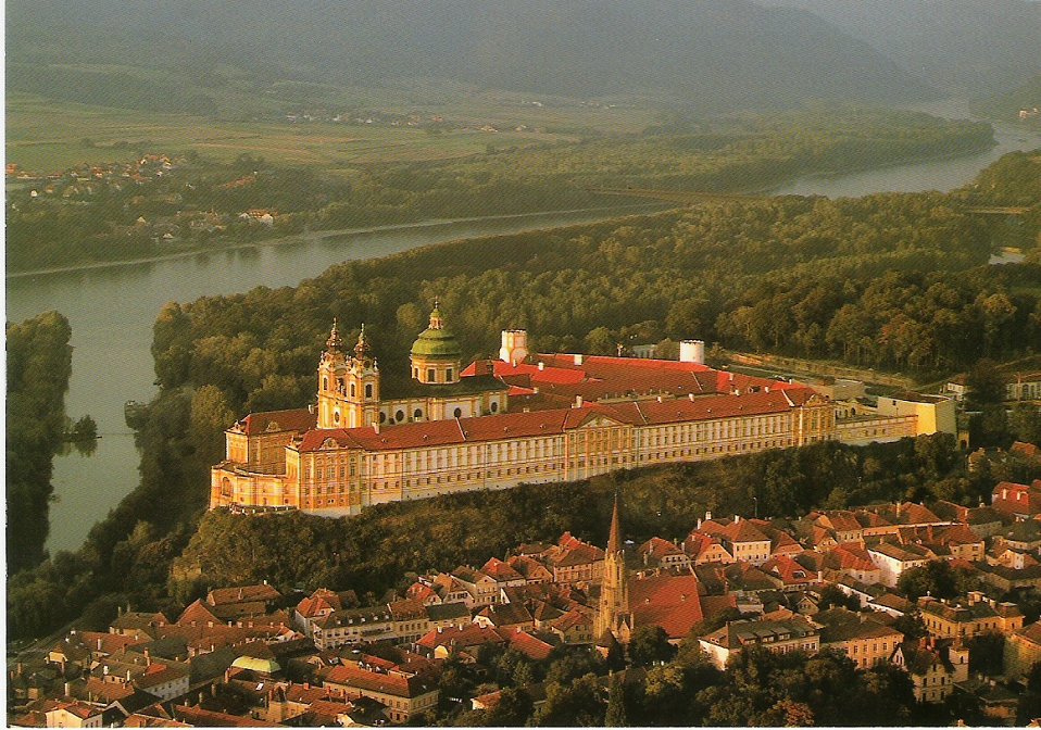 Abadia de Melk, Áustria — inspiração do nome da empresa
